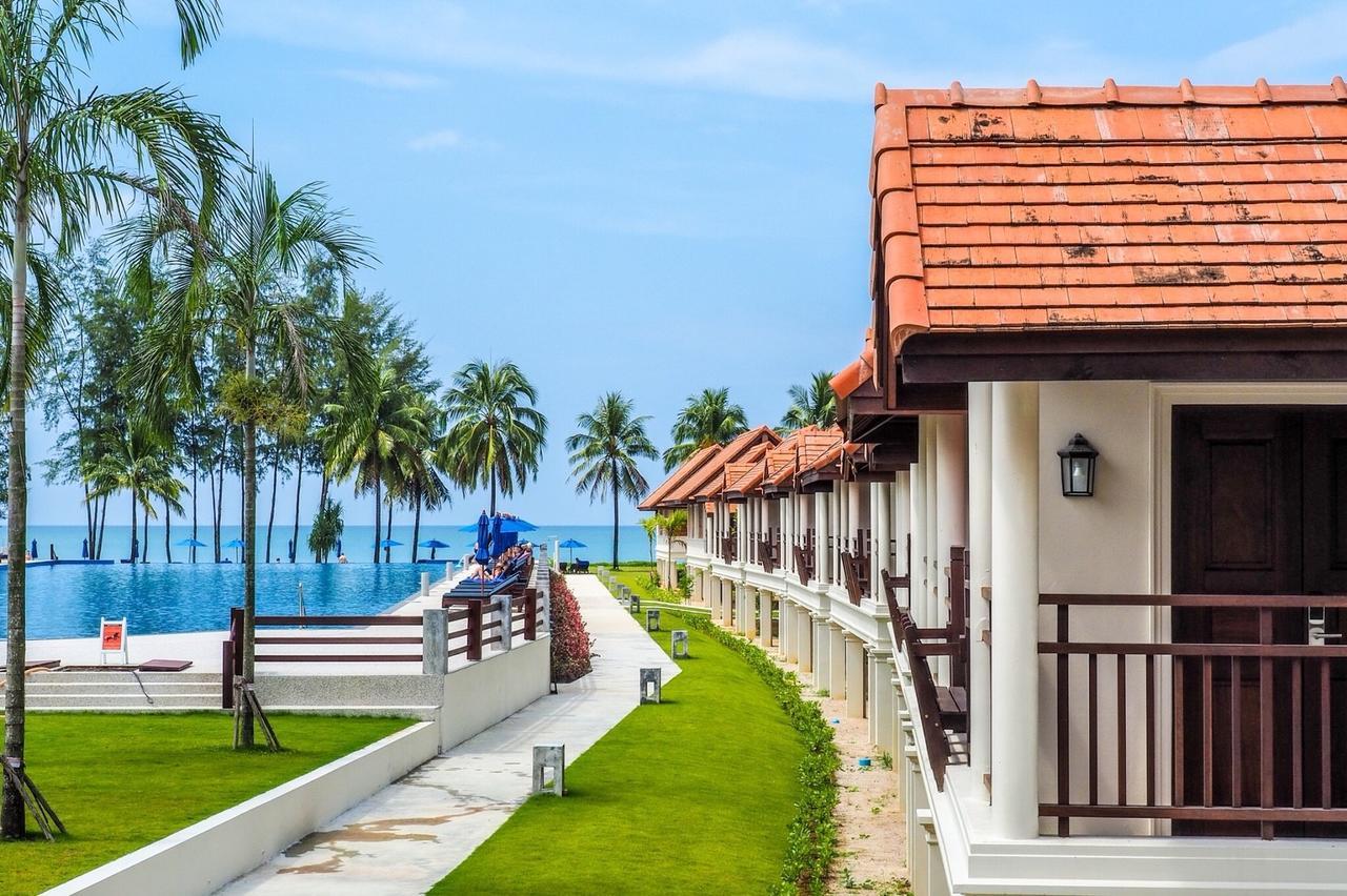 Le Menara Khao Lak Hotel Kültér fotó
